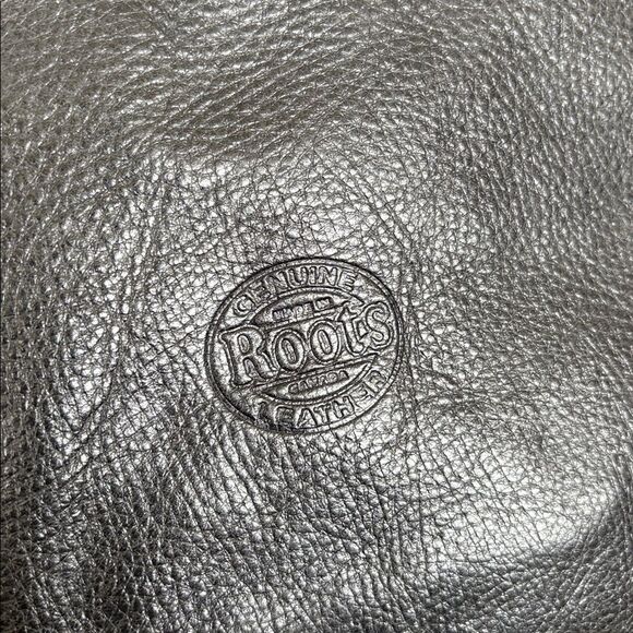 Roots Tribe Leather Crossbody Bag - Picture 8 of 15